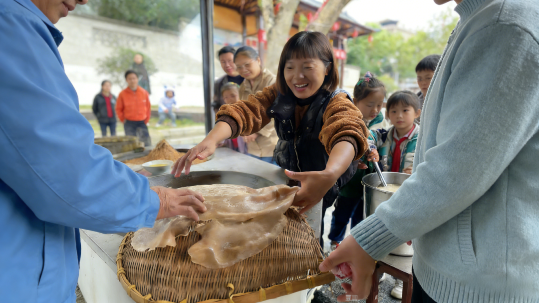 生成特定场景图片.png